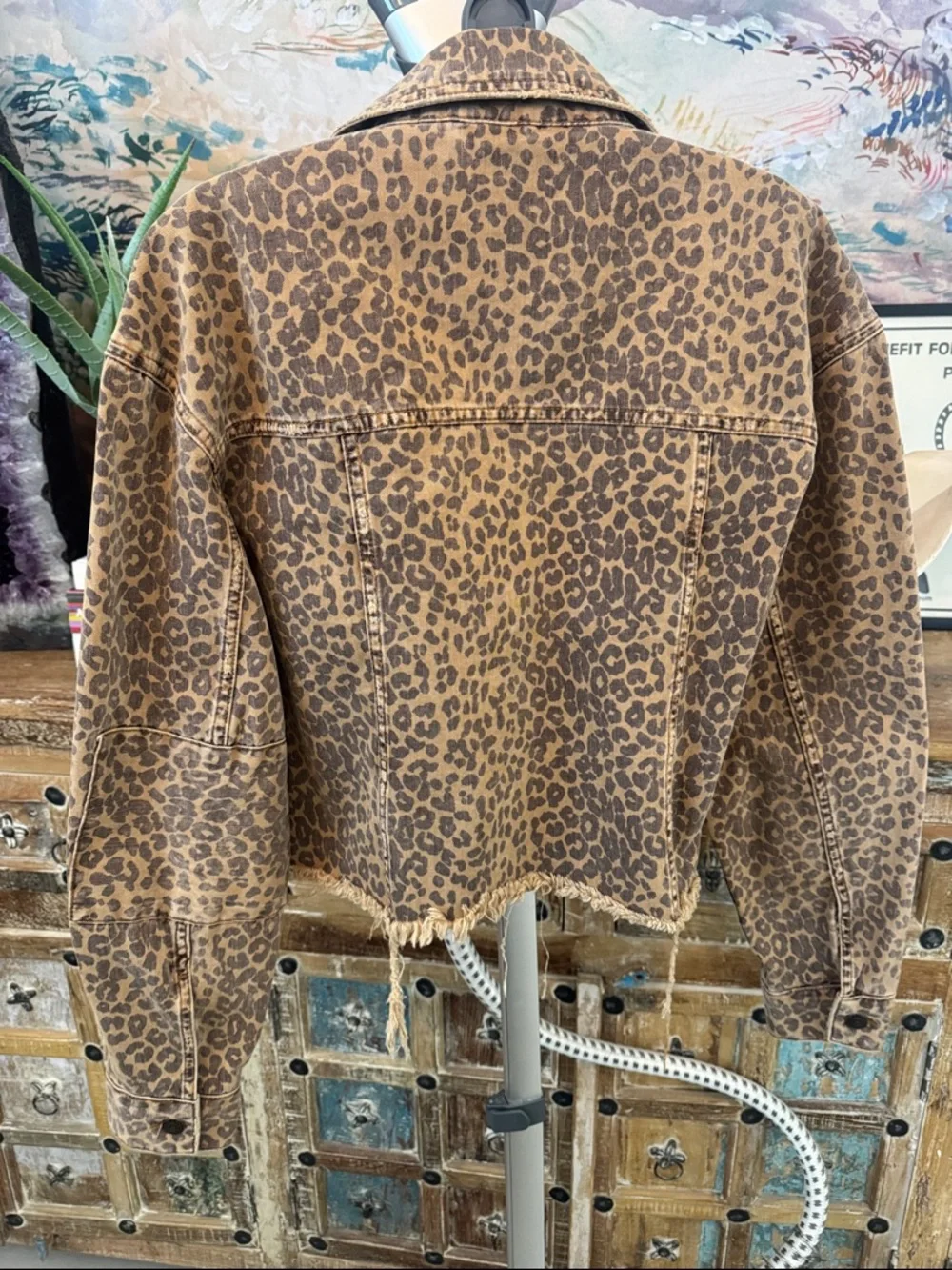 Free PeoplešLeopard Distressed Denim Jacket Size S. - Picture 6 of 9